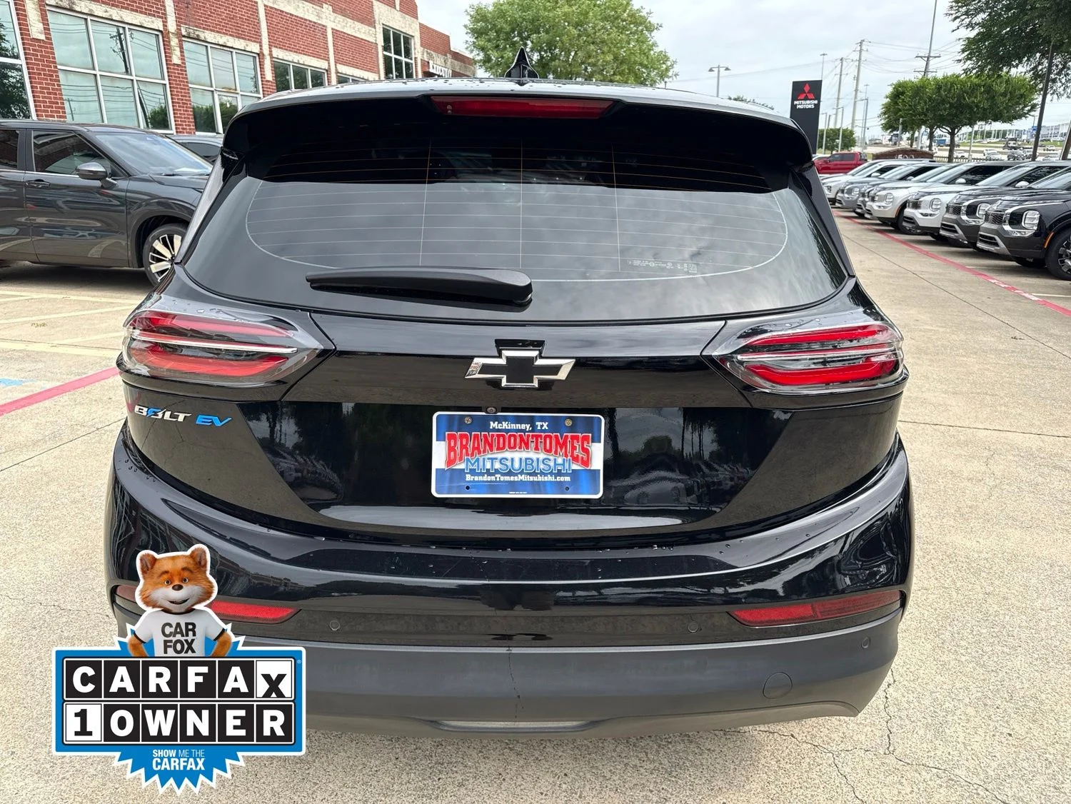 Used 2023 Black Chevrolet 2LT image 3