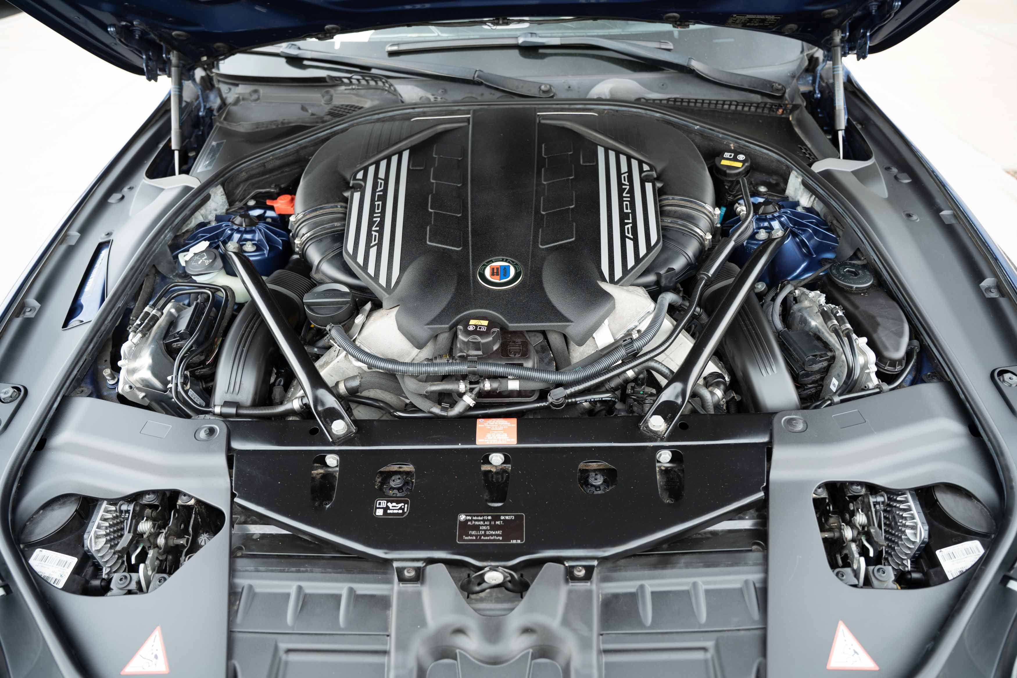 Used 2016 ALPINA Blue Metallic BMW ALPINA B6 xDrive image 18