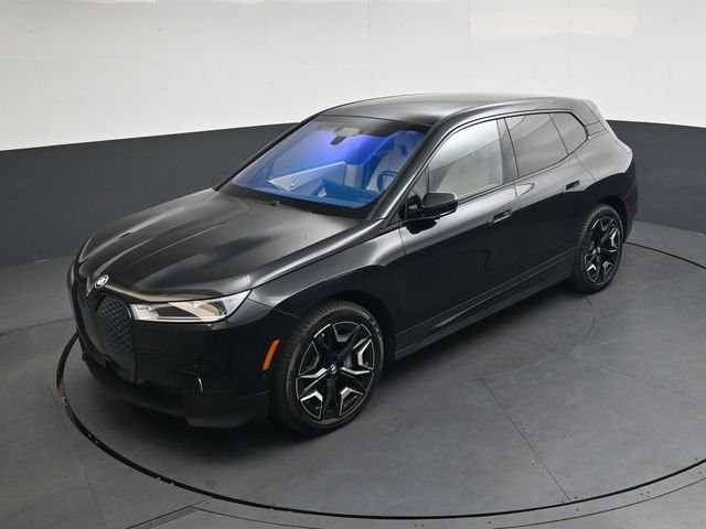 Used 2024 Black BMW xDrive50 image 29