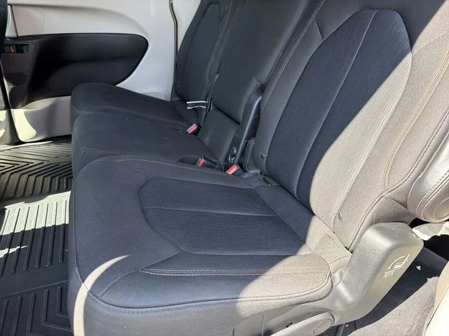 Used 2018 Red Chrysler Touring Plus image 18