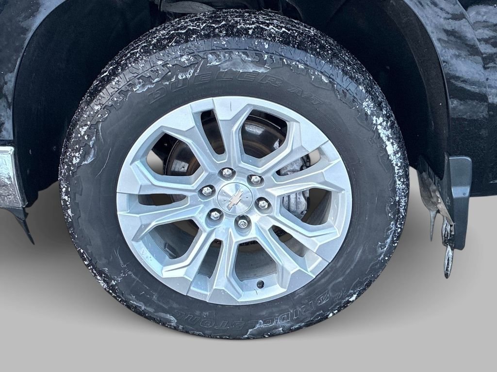 Used 2023 Black Chevrolet LTZ image 18