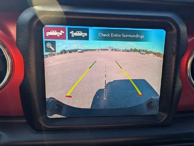 Used 2022 Gray Jeep Rubicon image 20