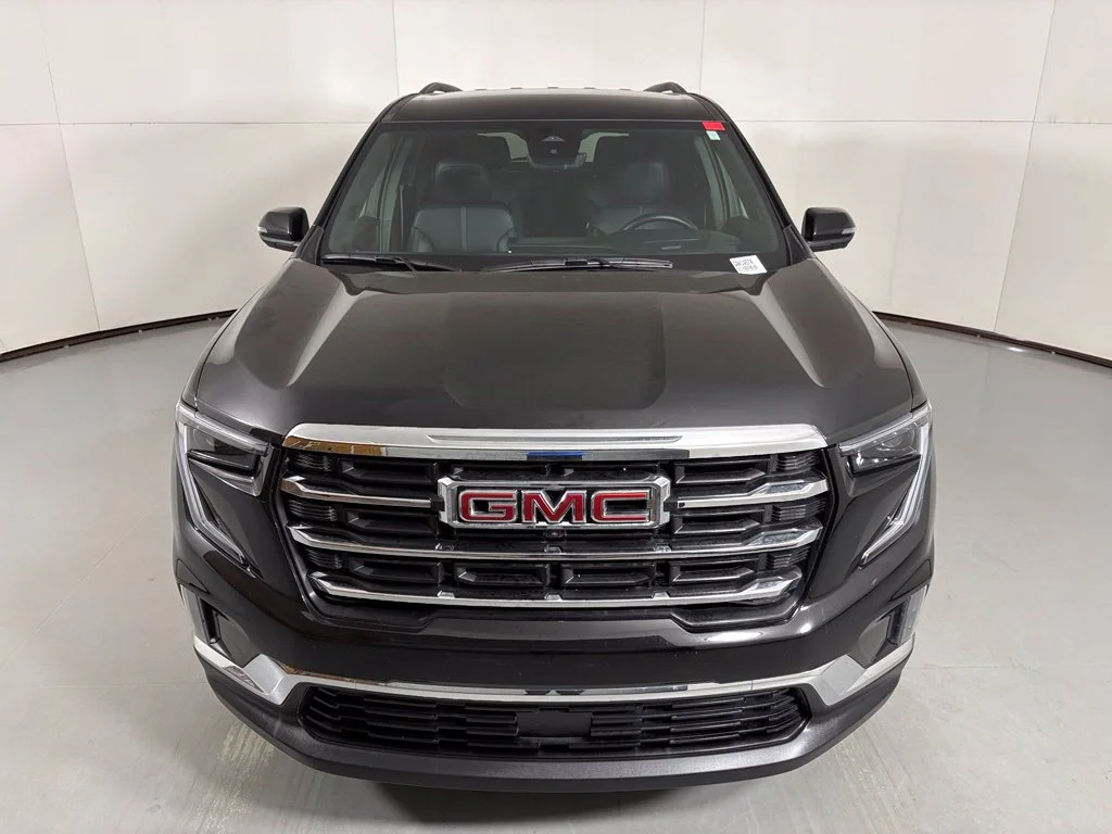 Used 2026 Black GMC Elevation image 3
