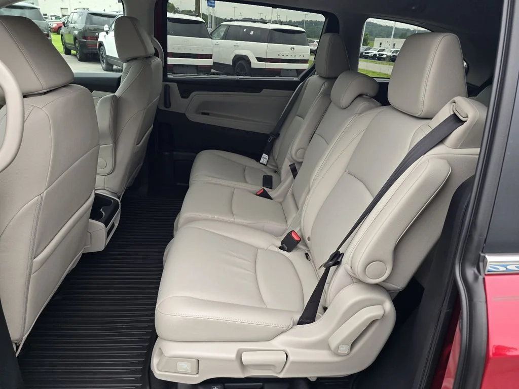 New 2026 Radiant Red Metallic II Honda EX-L image 12