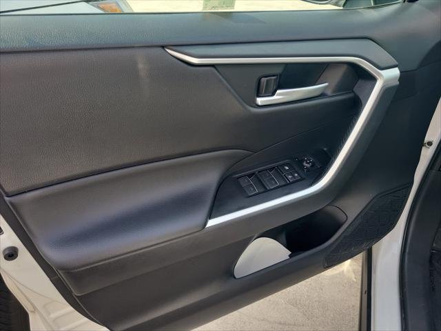 Certified Used 2024 ICE CAP Toyota  image 20