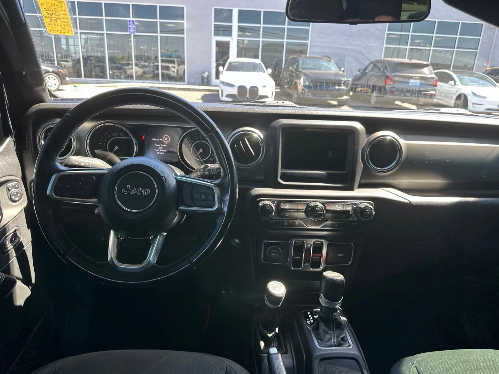2020 Jeep Wrangler Unlimited Sahara - Photo 15