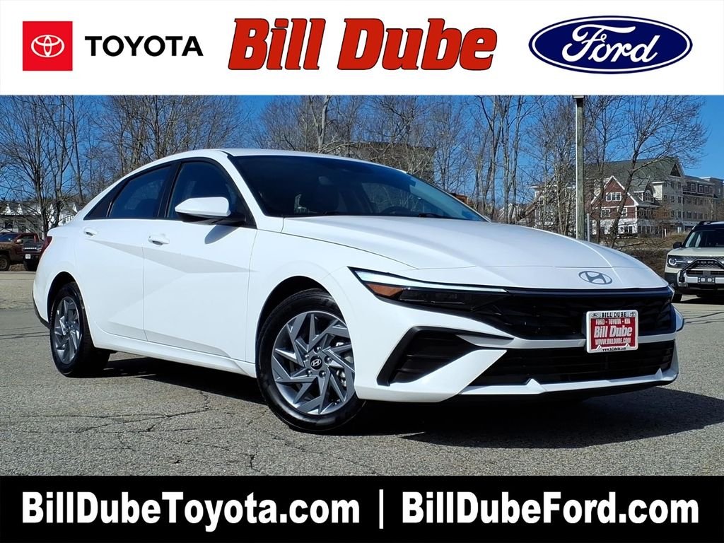 2025 Hyundai Elantra Blue