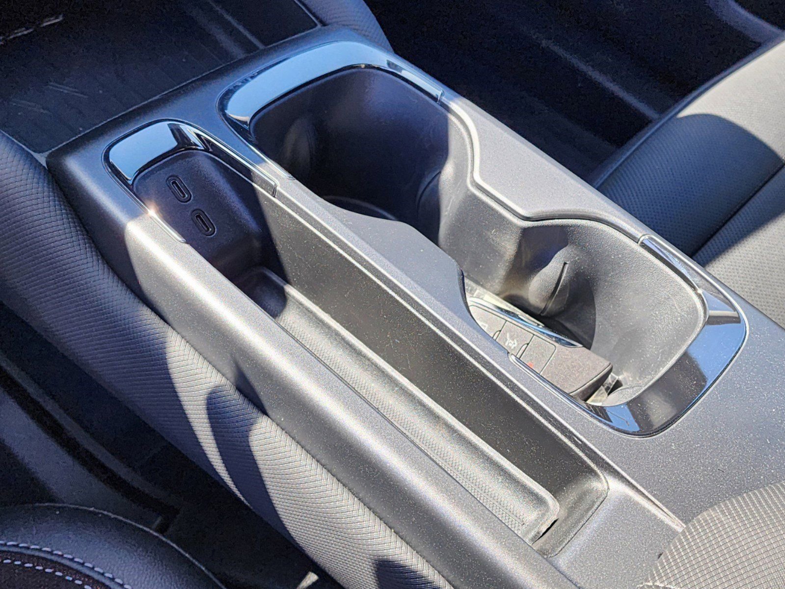 2025 Chevrolet Equinox EV RS - Photo 14