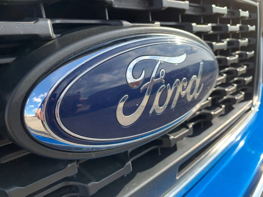 Used 2021 Blue Ford XLT image 36