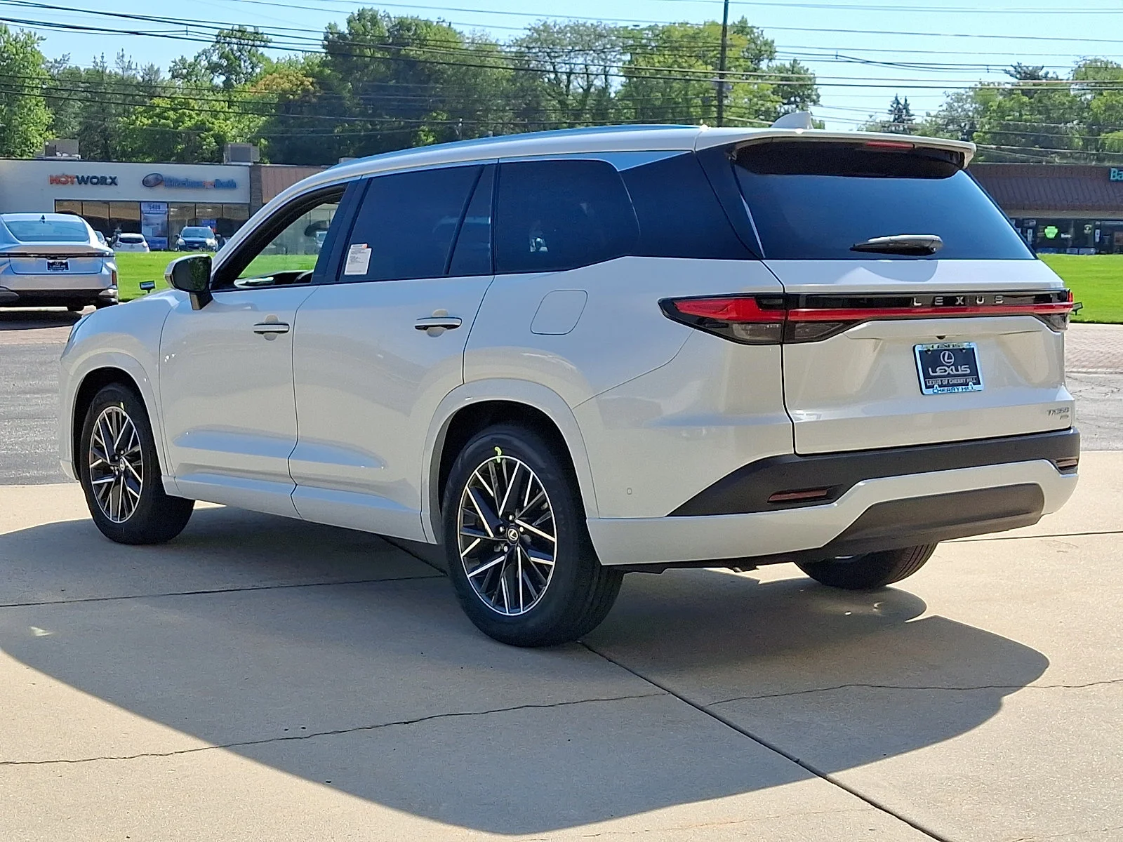 New 2026 Wind Chill Pearl Lexus  image 3