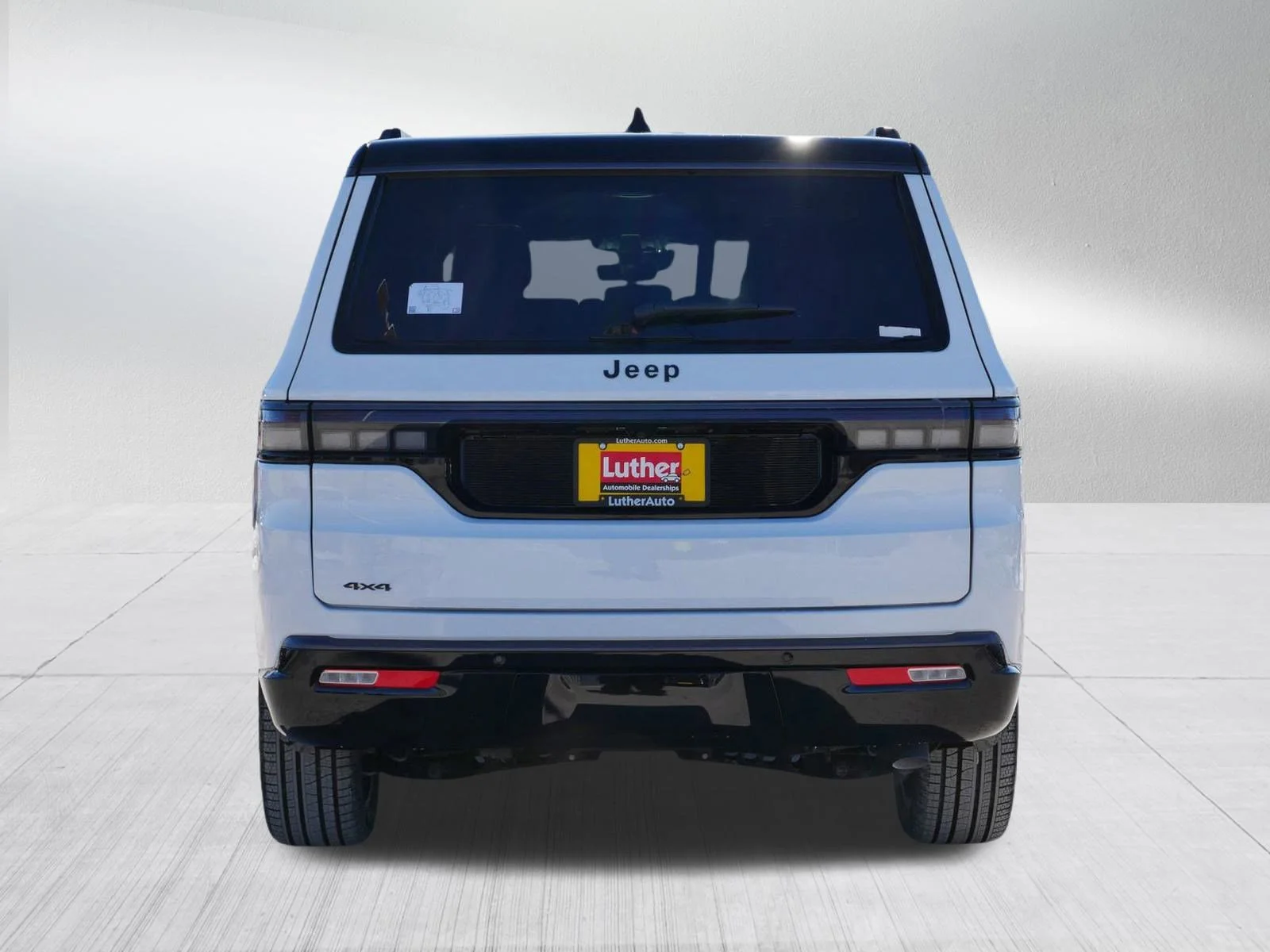 New 2026 Bright White Clear-Coat Exterior Paint Jeep Summit Obsidian image 6