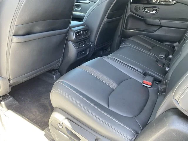 2025 Honda Pilot Touring - Photo 15