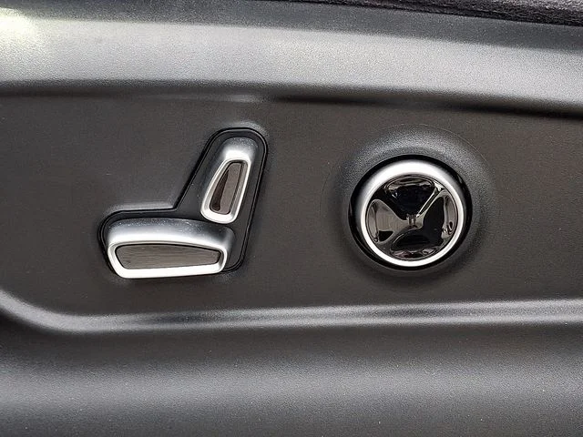2026 Maserati Grecale Modena V6 - Photo 18
