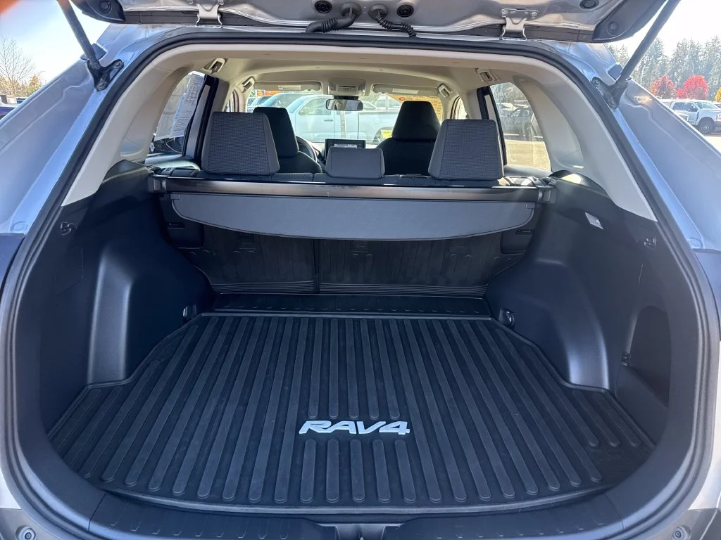 Certified Used 2019 Silver Toyota LE image 31