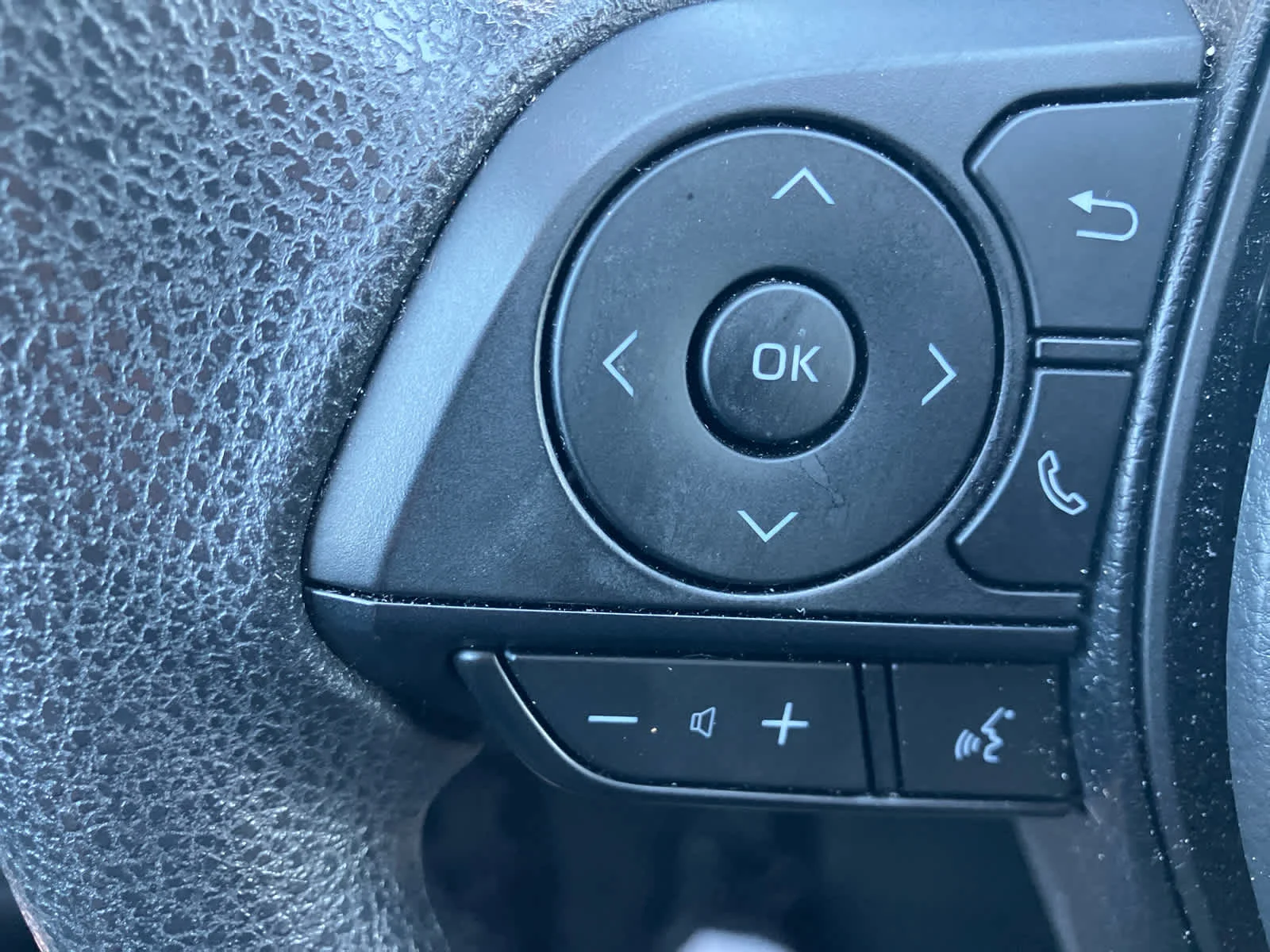 Certified Used 2025 Ice Cap Toyota LE image 17