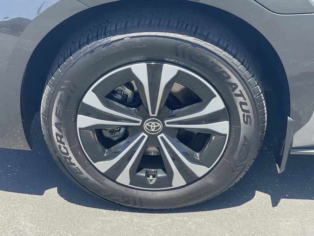 2023 Toyota bZ4X XLE - Photo 30