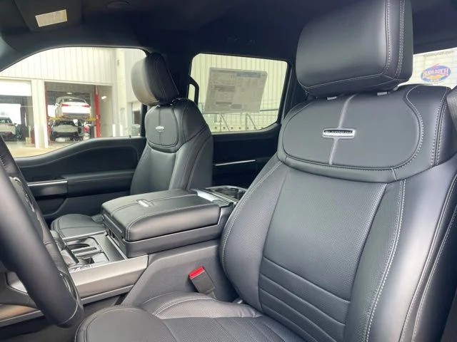 New 2026 Star White Metallic Tri-Coat Ford Platinum image 8