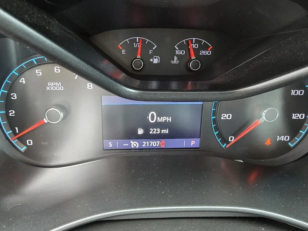 Used 2022 Desert Sand Metallic GMC AT4 - Leather image 13