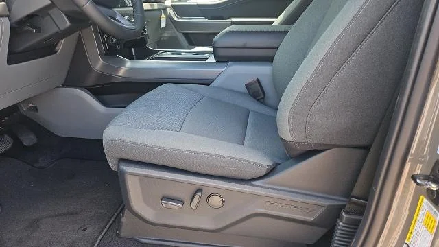 New 2026 Marsh Gray Ford XLT 4WD image 32