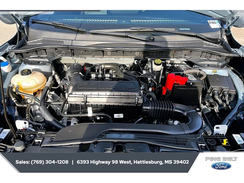 Used 2023 Vapor Blue Metallic Ford ST-Line image 8