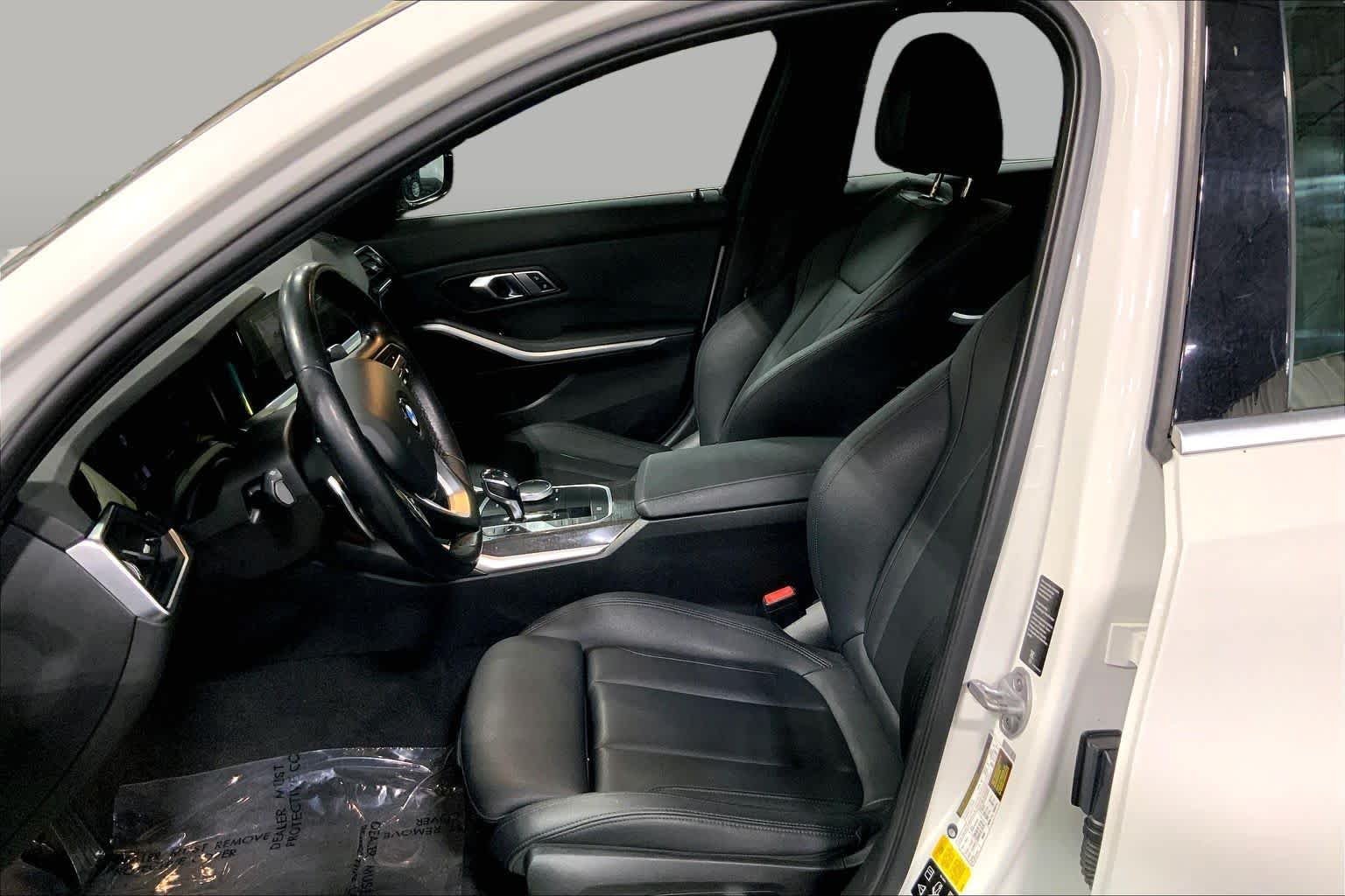Used 2020 Alpine White BMW 330i xDrive image 8