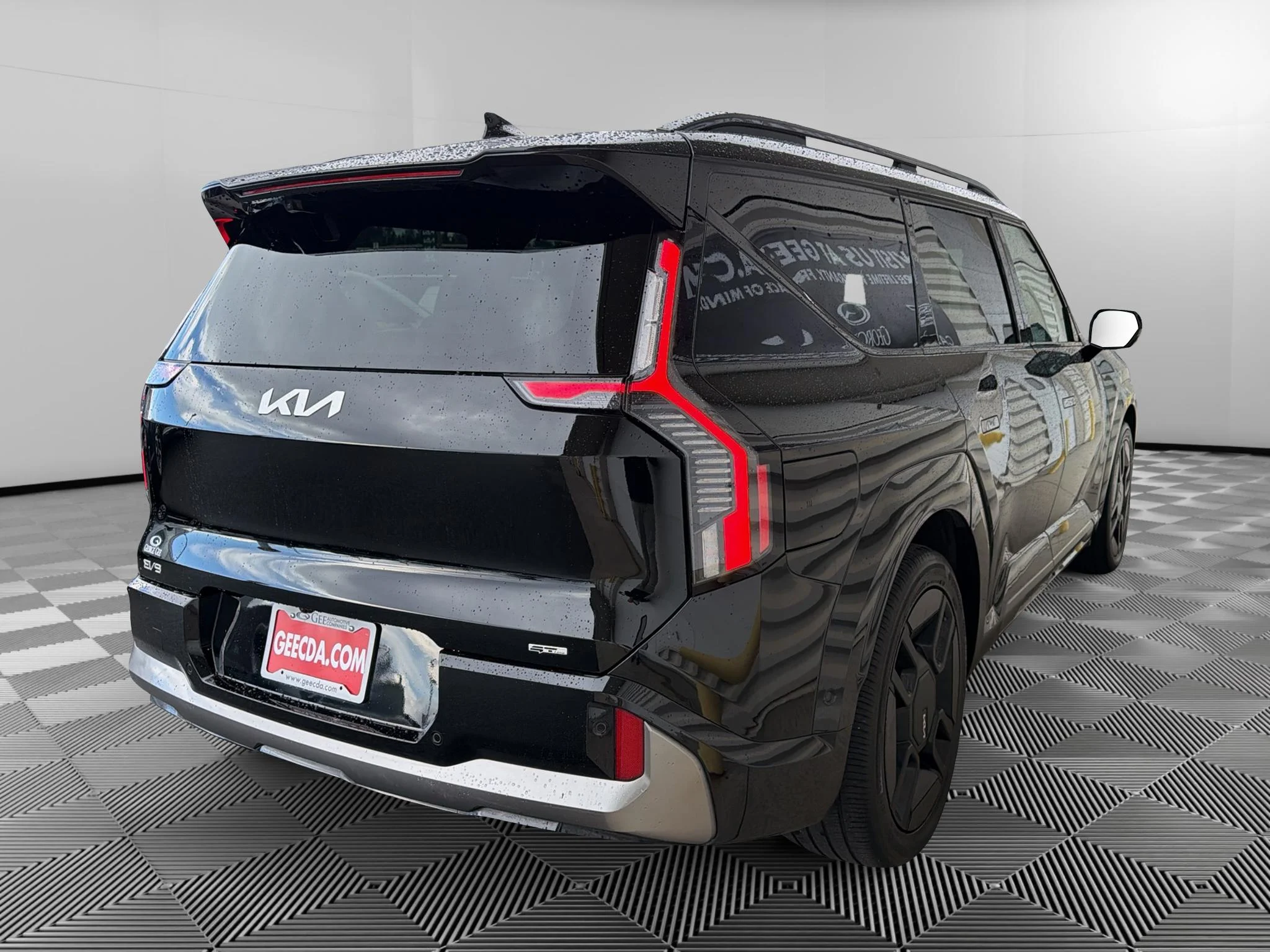 Certified Used 2024 Aurora Black Pearl Kia GT-Line image 5