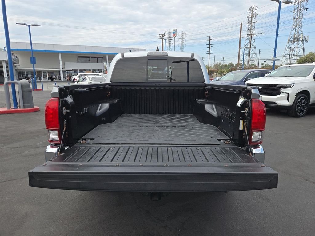 2022 Toyota Tacoma SR5 - Photo 15