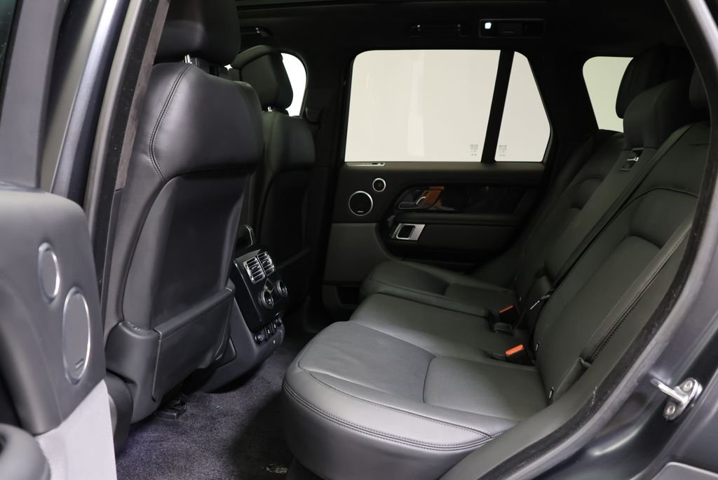 Used 2019  Land Rover 5.0L V8 Supercharged image 34