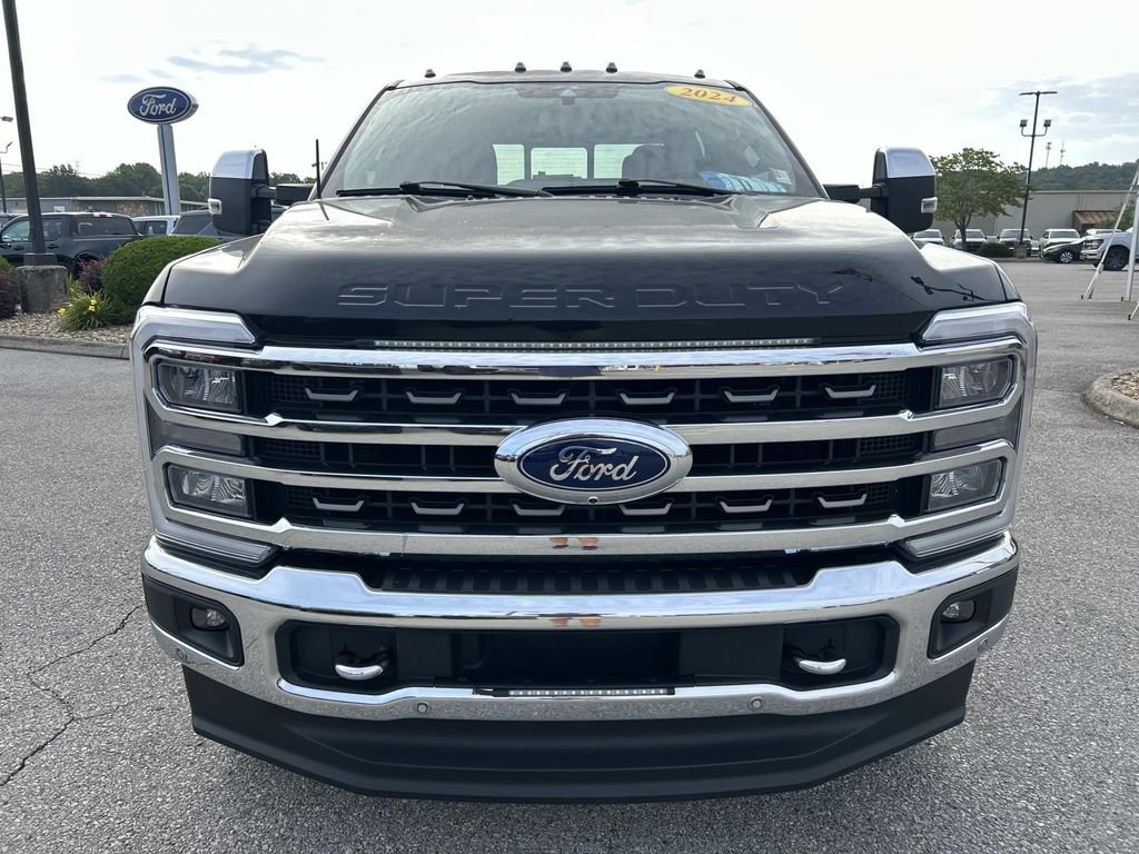 Certified Used 2024 Agate Black Metallic Ford King Ranch image 9