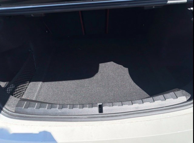 Used 2023 White BMW 330i image 33