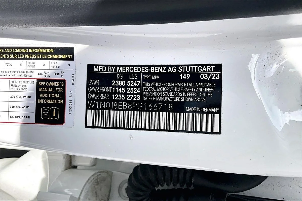 Used 2023 White Mercedes-Benz 4MATIC® Coupe image 19