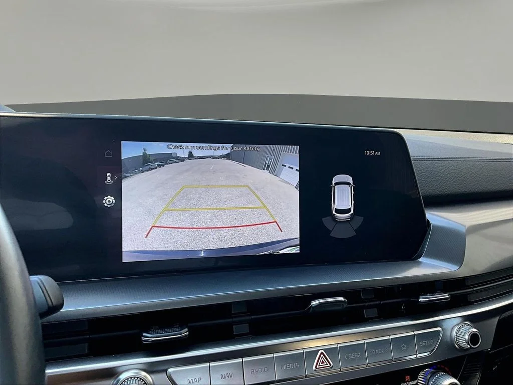 Used 2025 Black Kia S image 18