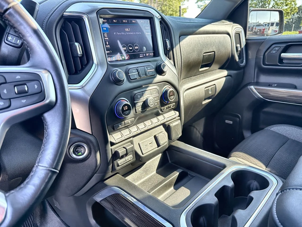 Used 2022 Black Chevrolet RST image 11