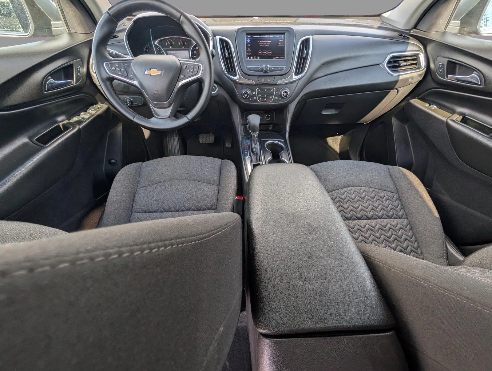 Used 2024 Sterling Gray Metallic Chevrolet LT image 29