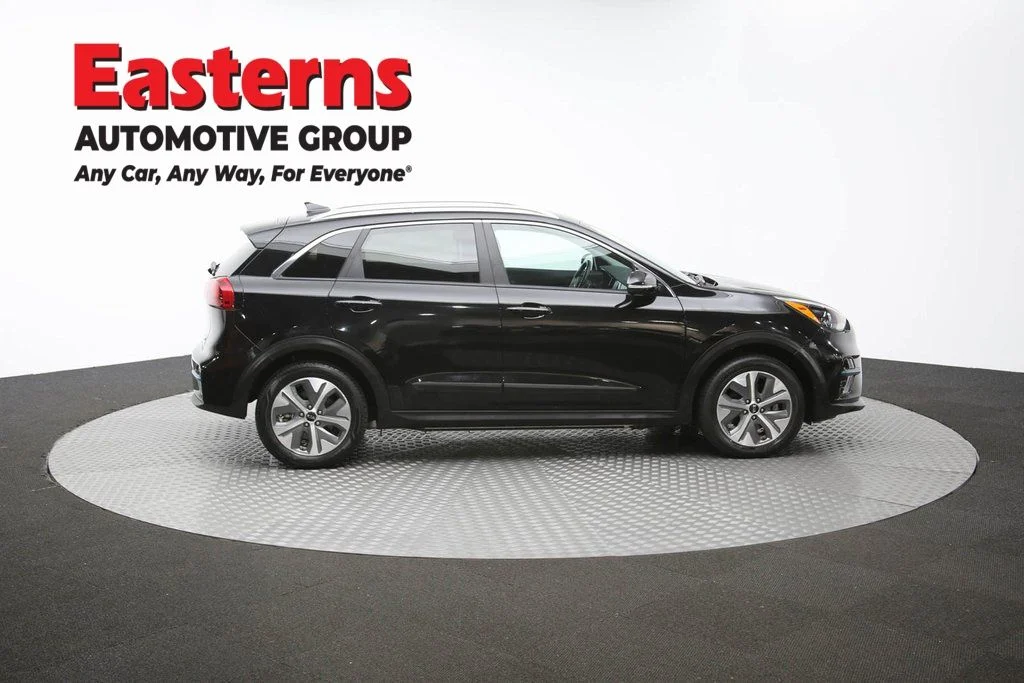 Used 2021 Black Kia EX image 42