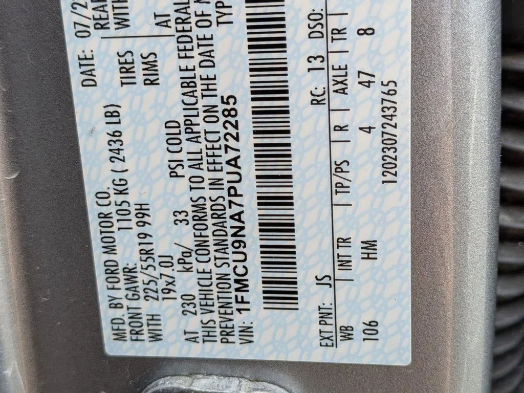 Used 2023 Silver Ford ST-Line Select image 32