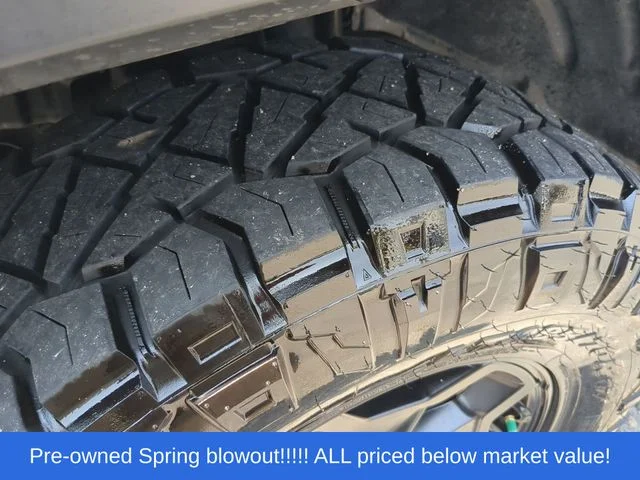 Used 2021 Silver Jeep Unlimited Sport S image 19