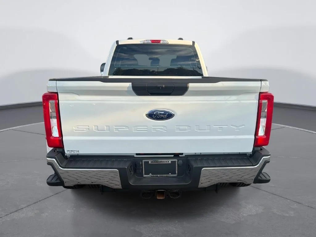 Used 2026 White Ford XL image 6