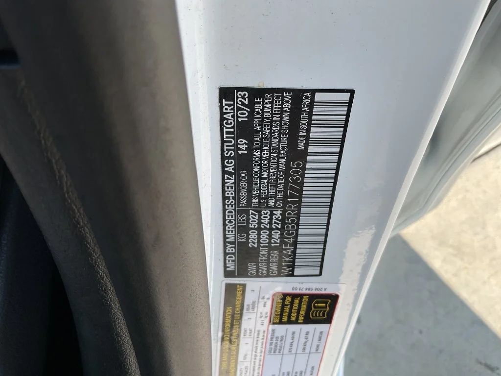 Used 2024 White Mercedes-Benz C 300 image 34
