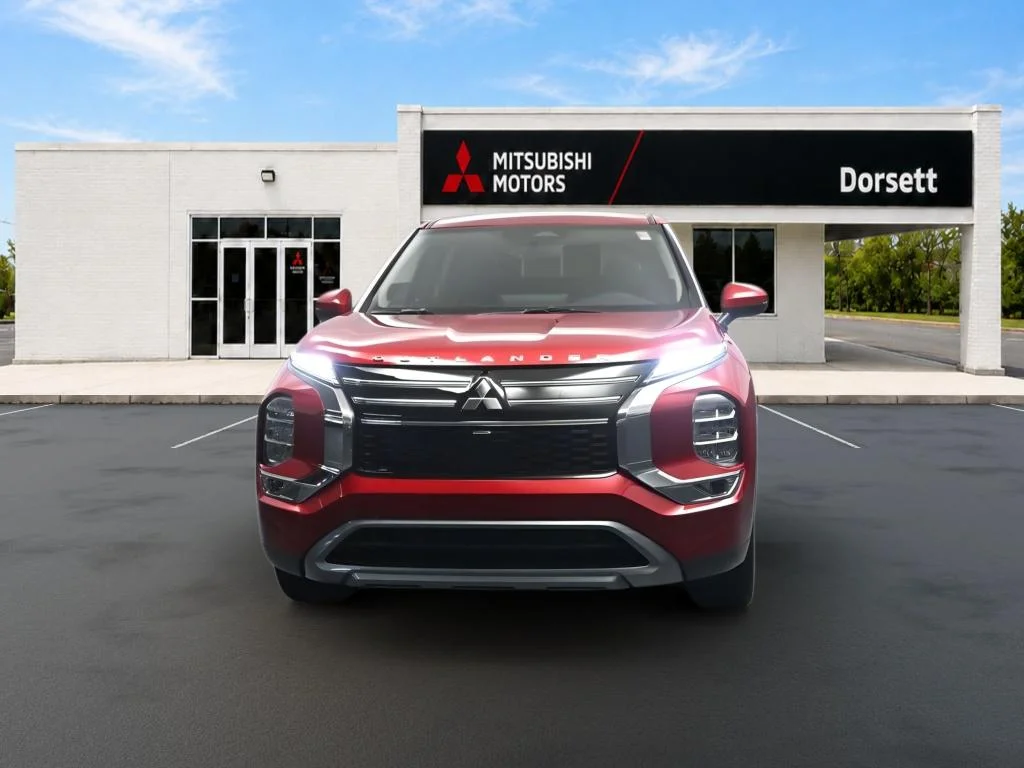 New 2026 Red Diamond Mitsubishi SE image 2