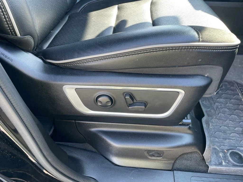 Used 2023 Black Ram Laramie image 35