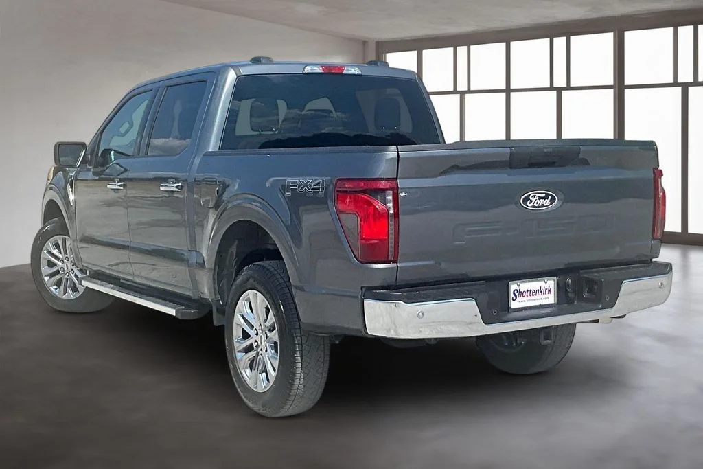 Used 2026 Gray Ford XLT image 4