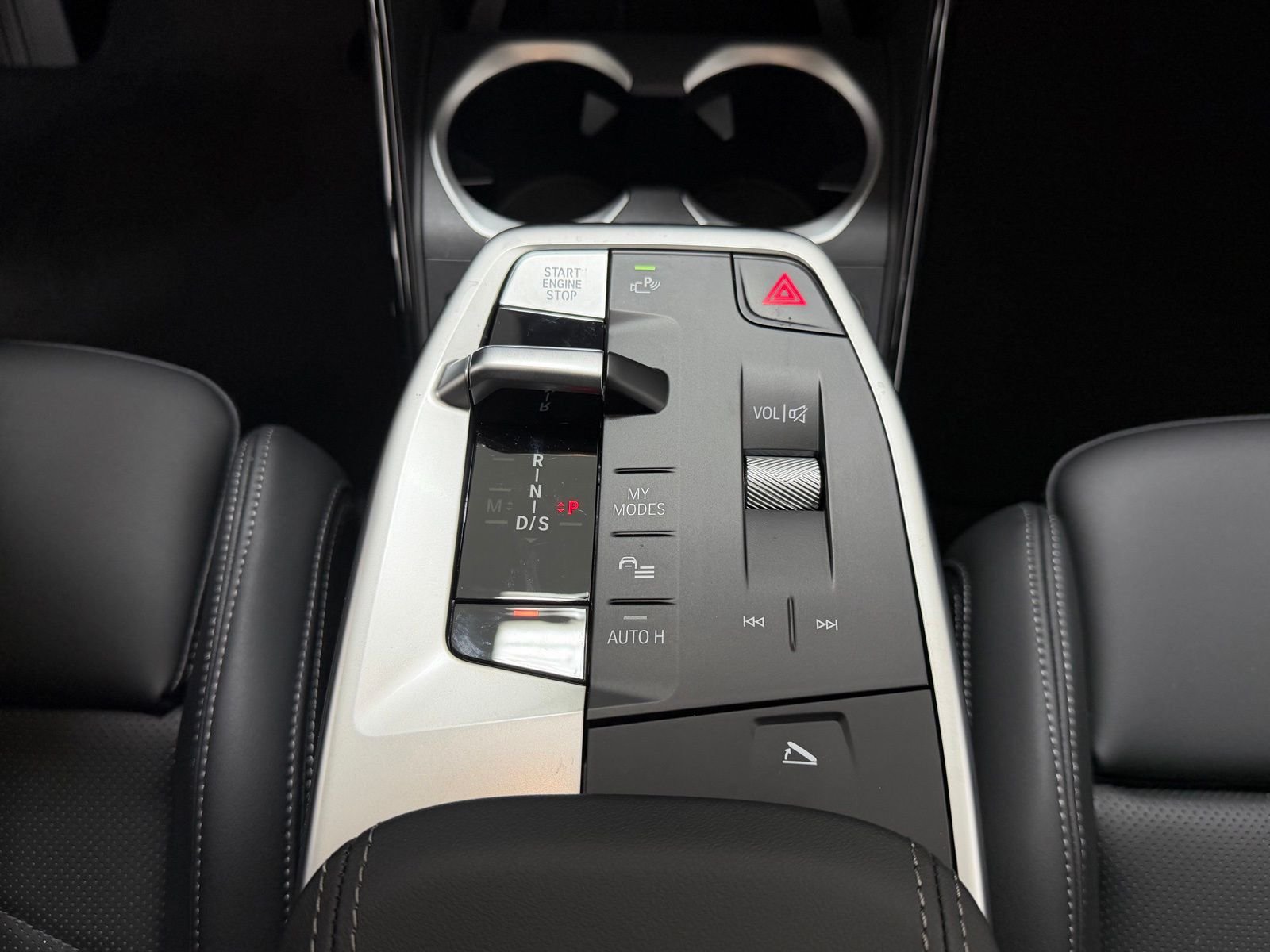 New 2026 Brooklyn Grey Metallic BMW xDrive28i image 36