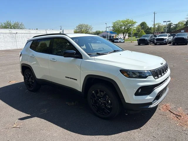 New 2026 Bright White Clear-Coat Exterior Paint Jeep Latitude image 2