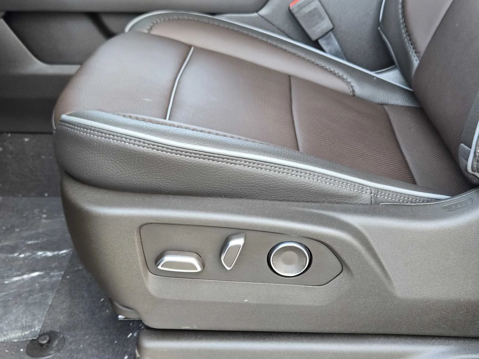 New 2026 Onyx Black GMC Denali image 16