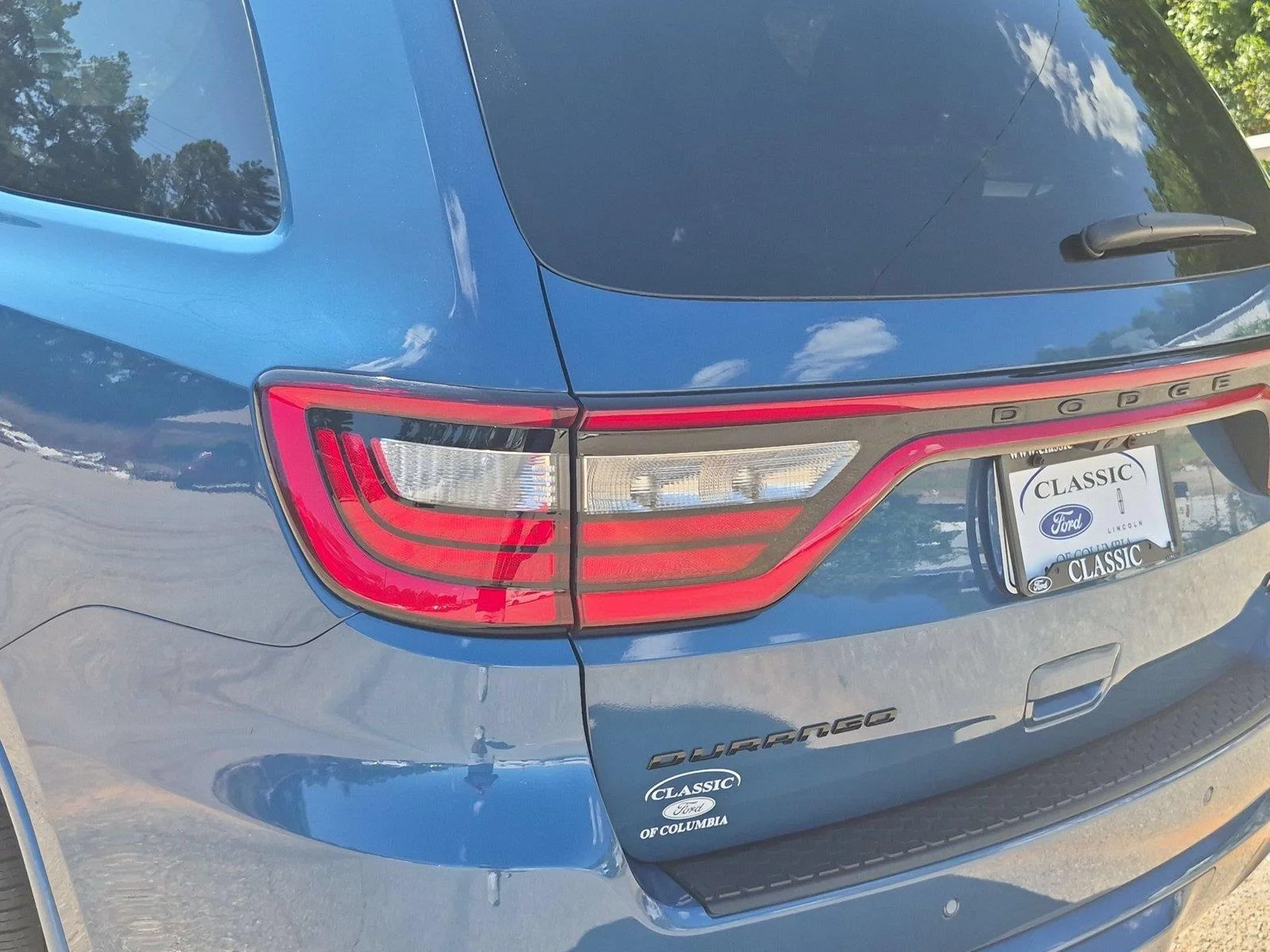 Used 2023 Frostbite Pearlcoat Dodge R/T Plus image 12