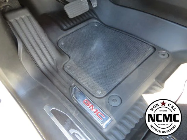 2025 GMC Sierra 2500HD AT4 - Photo 23