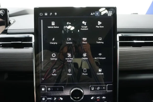 New 2025 Onyx Black GMC Max Range Denali image 51