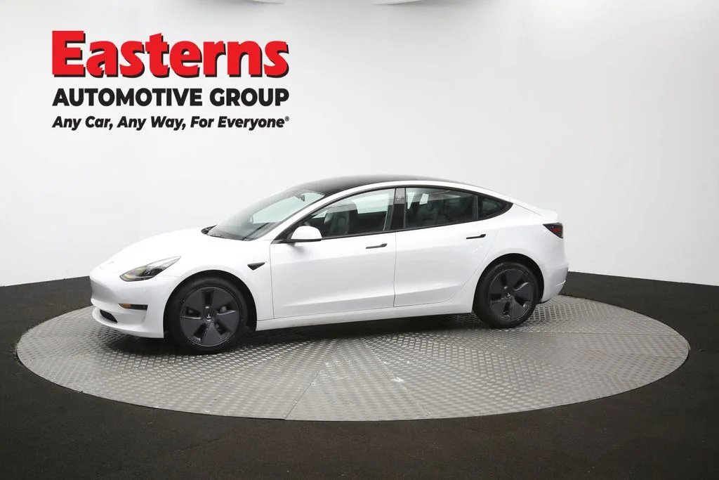 Used 2023 White Tesla Base image 54