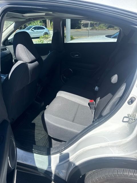 Used 2021 Platinum White Pearl Honda EX image 6